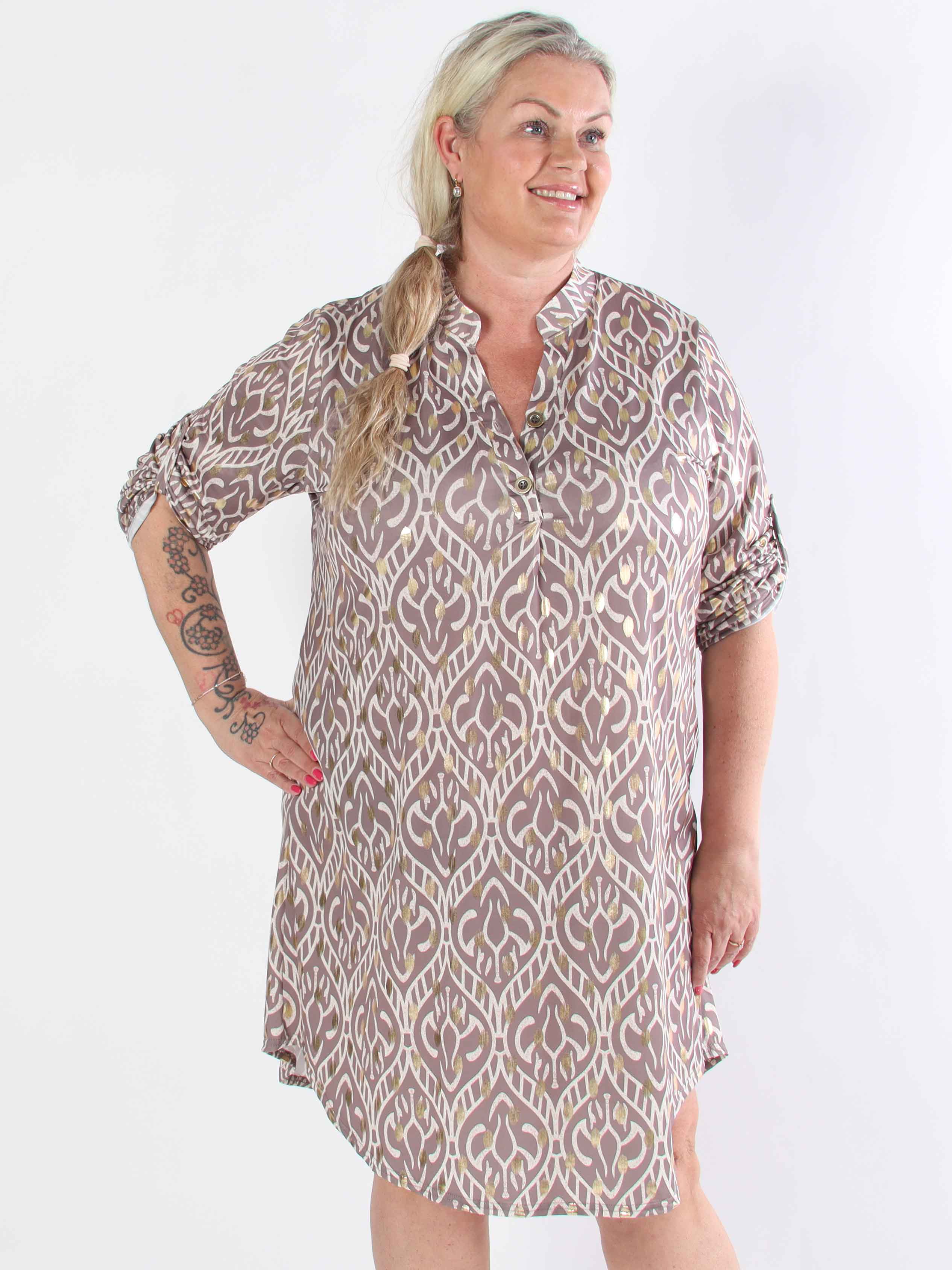 Ebba Boho Long - Elastisk plus size mønstret kjole med guld prikker